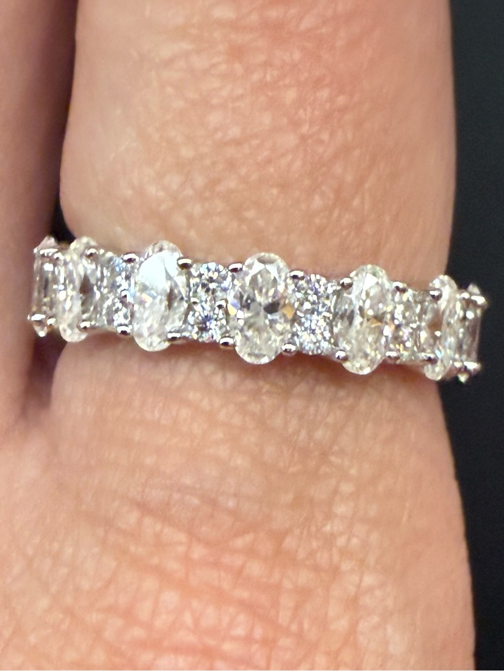 Moissanite Oval and Round Eternity Band in  Sterling Silver - size 8 - NWT